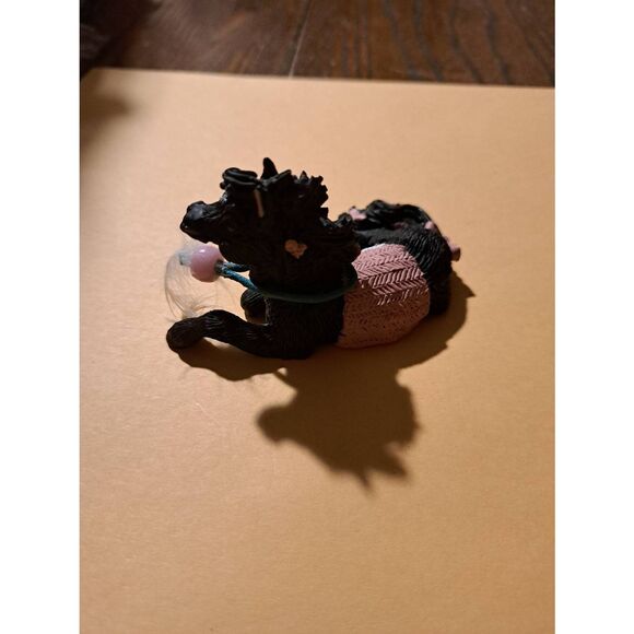 Vintage Hand-Painted Black Horse Pony Southwest Figurine with Blanket & Ribbon - Picture 4 of 6